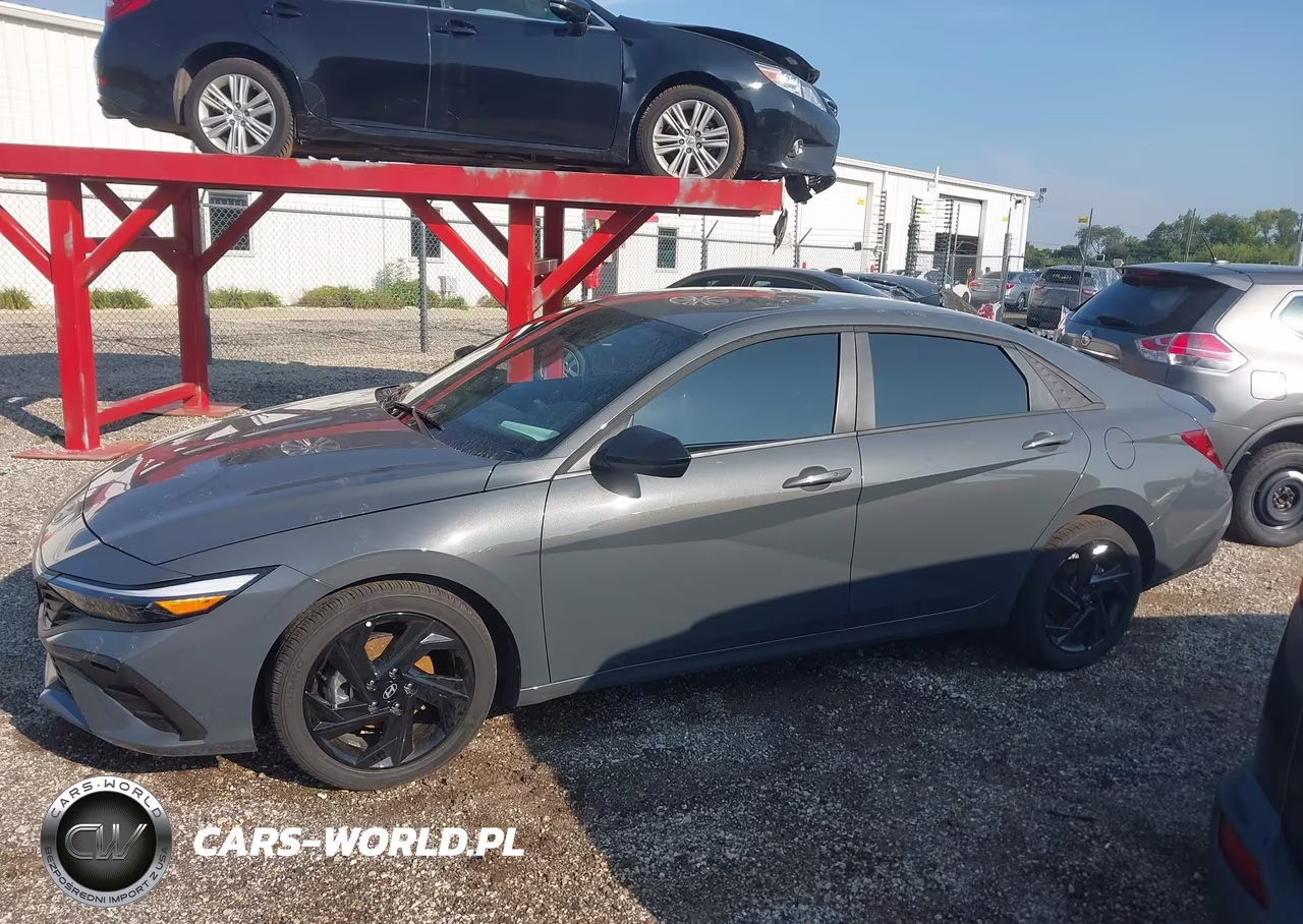 2026 Hyundai Elantra Sel Sport VIN:KMHLM4DG6TU174373 - 14
