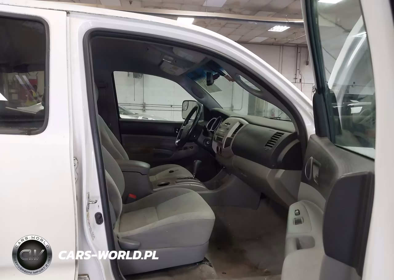 2011 Toyota Tacoma Double Cab VIN:3TMLU4EN0BM063516 - 5