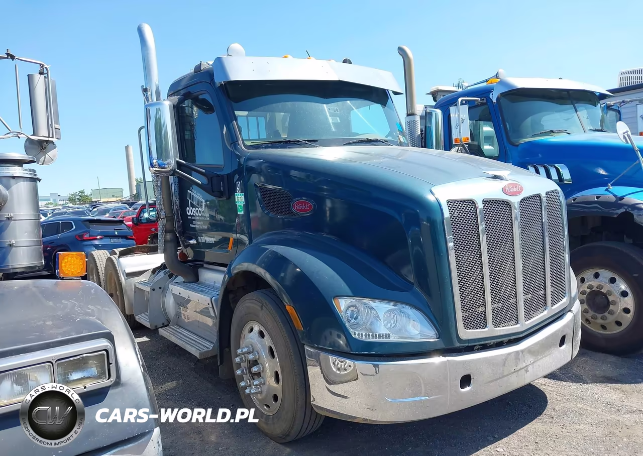 2015 Peterbilt 579 VIN:1XPBDP9X8FD284628 - 12