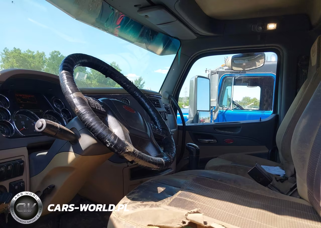 2015 Peterbilt 579 VIN:1XPBDP9X8FD284628 - 7