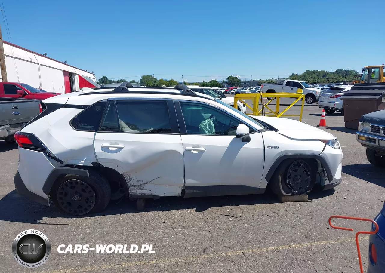 2021 Toyota Rav4 Hybrid Xle VIN:4T3RWRFV7MU045659 - 12