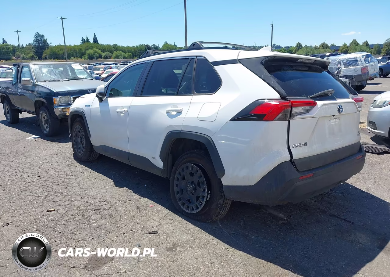 2021 Toyota Rav4 Hybrid Xle VIN:4T3RWRFV7MU045659 - 3