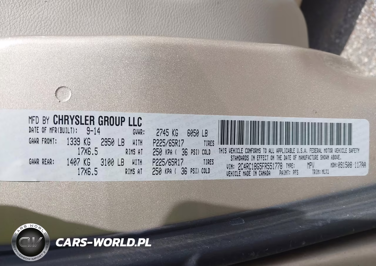 2015 Chrysler Town & Country Touring VIN:2C4RC1BG5FR551778 - 9
