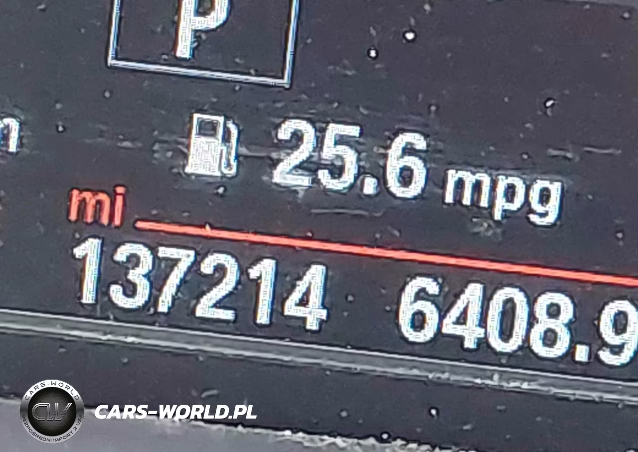 2018 BMW X1 xDrive28I VIN:WBXHT3C31J5K21678 - 15