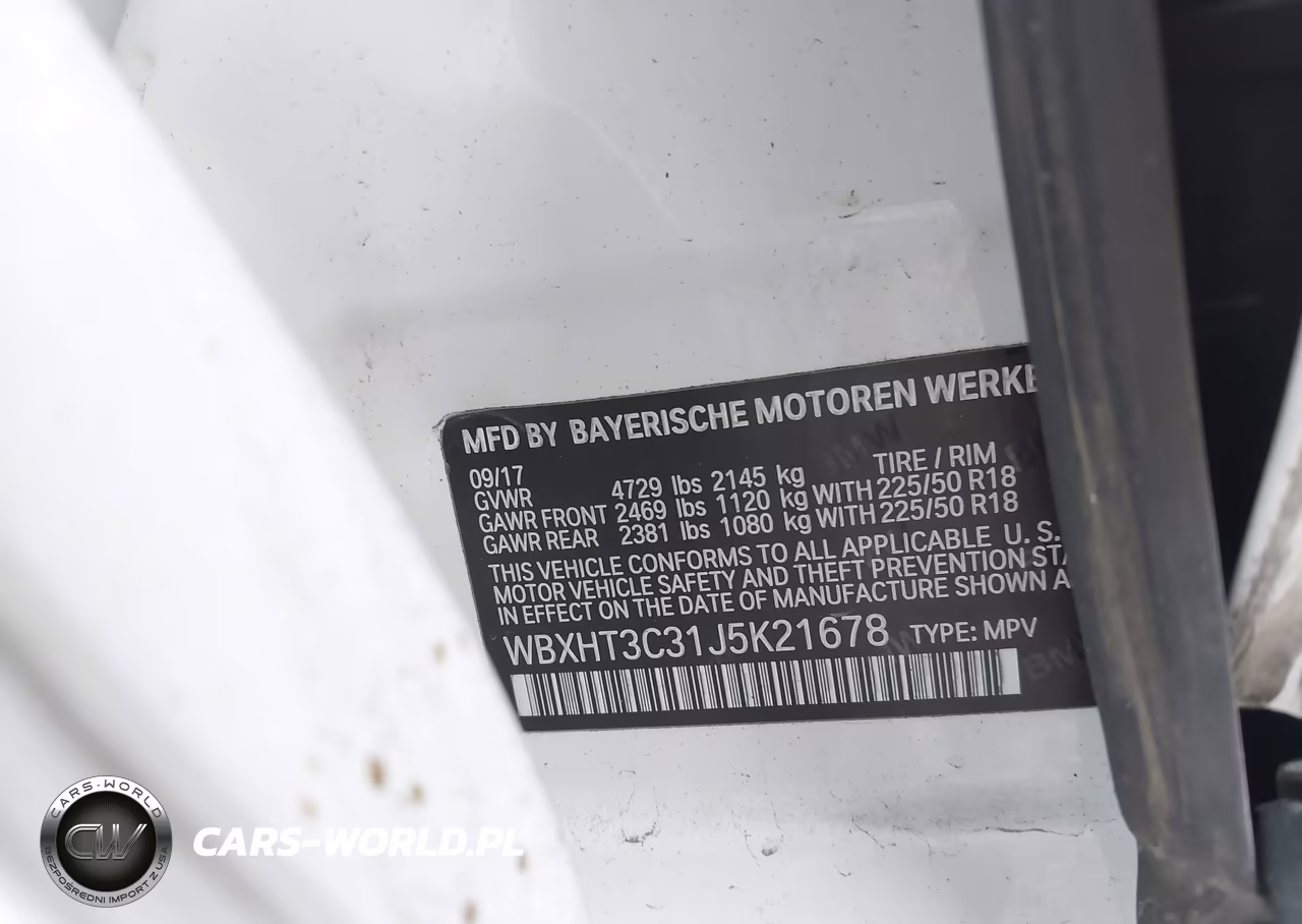 2018 BMW X1 xDrive28I VIN:WBXHT3C31J5K21678 - 9