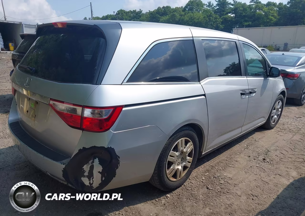 2011 Honda Odyssey Lx VIN:5FNRL5H26BB083441 - 4