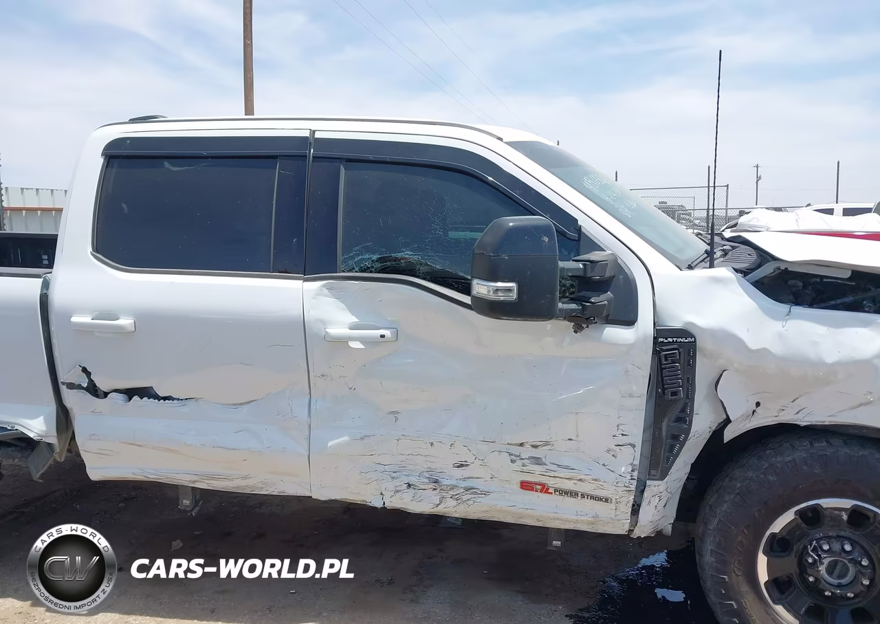 2025 Ford F-250 Platinum VIN:1FT8W2BM0SEC07037 - 11