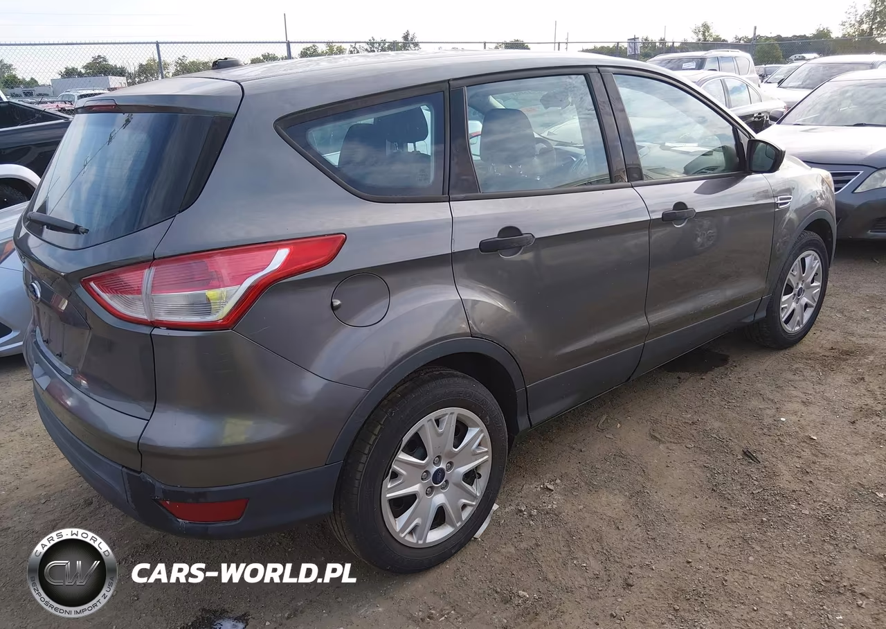 2014 Ford Escape S VIN:1FMCU0F72EUA06870 - 4