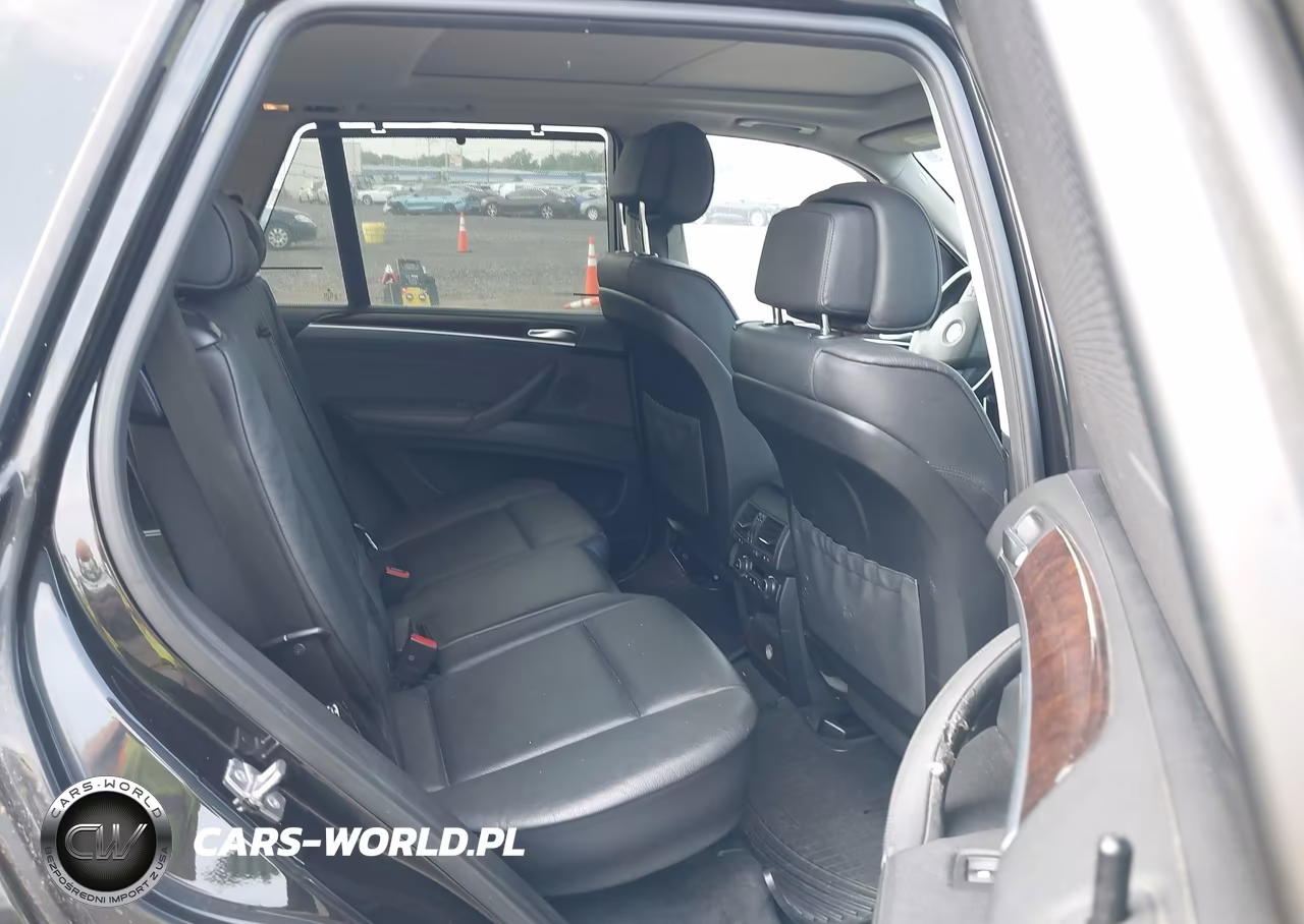 2010 BMW X5 xDrive30I VIN:5UXFE4C55AL382101 - 8
