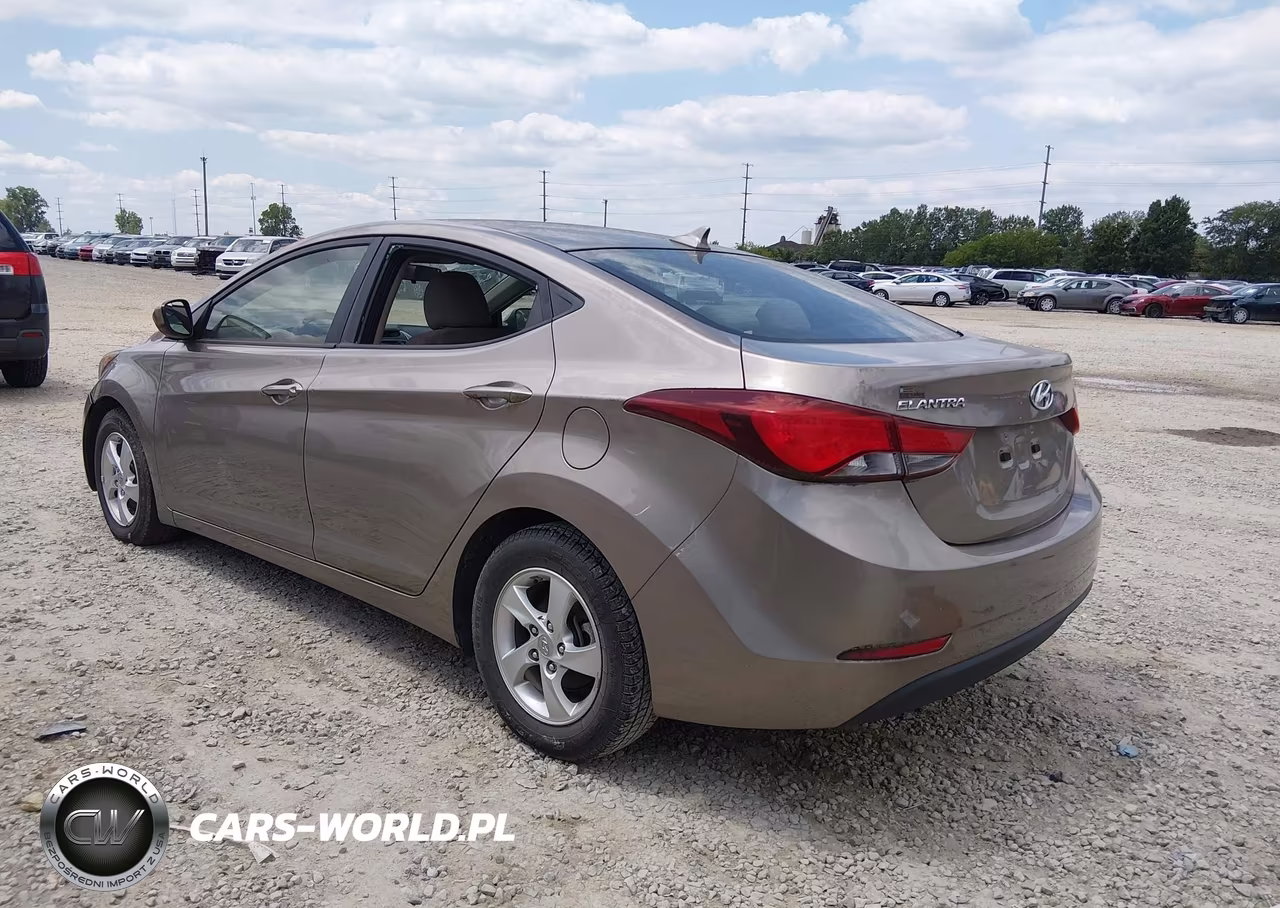 2014 Hyundai Elantra Se VIN:5NPDH4AE1EH517328 - 3