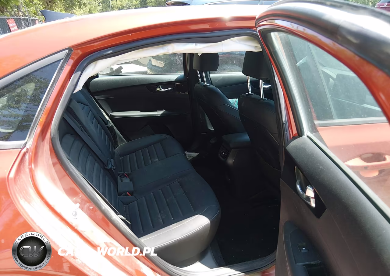 2024 Kia Forte Gt-Line VIN:3KPF54AD7RE735468 - 8