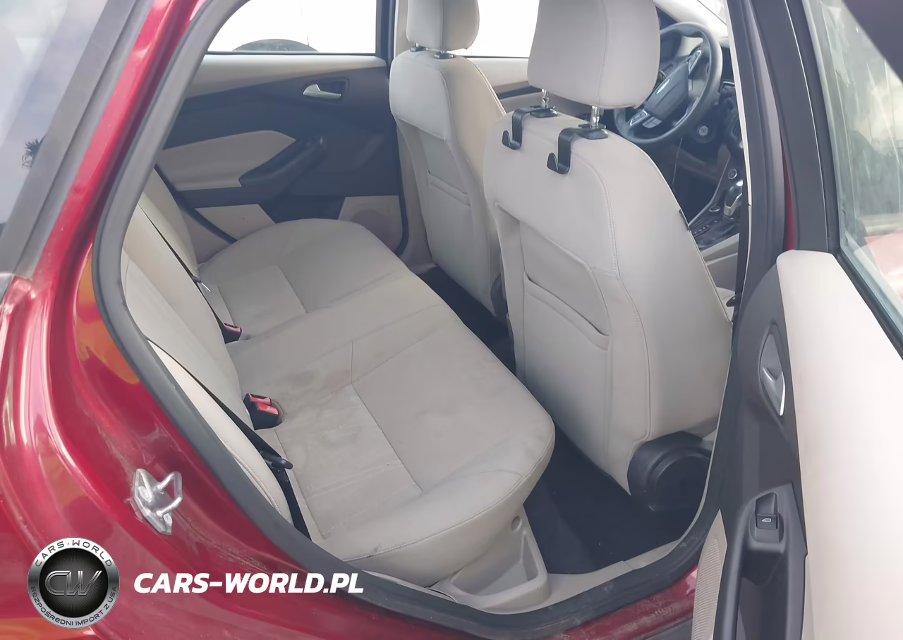 2016 Ford Focus Se VIN:1FADP3F25GL253160 - 8