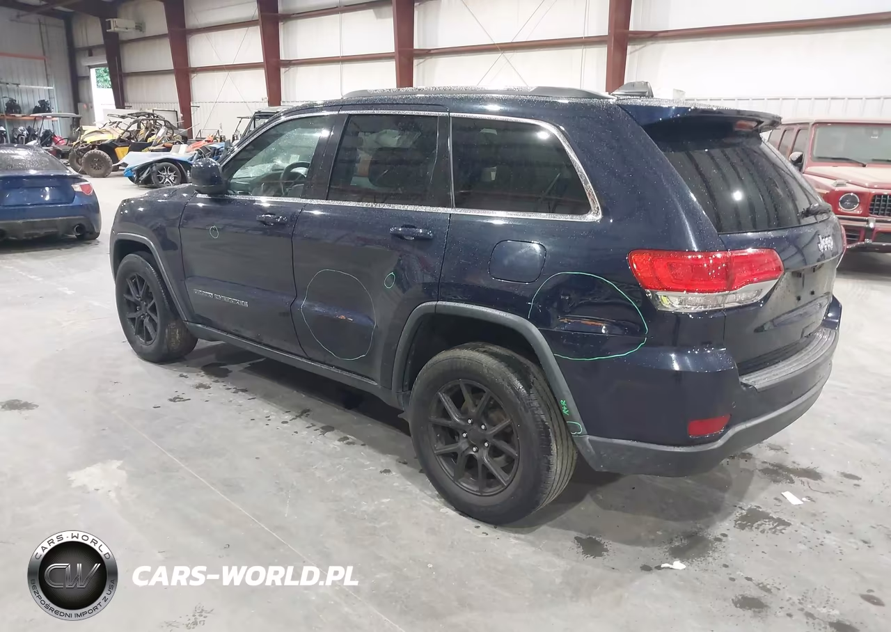 2018 Jeep Grand Cherokee Laredo E 4X2 VIN:1C4RJEAG6JC301062 - 3