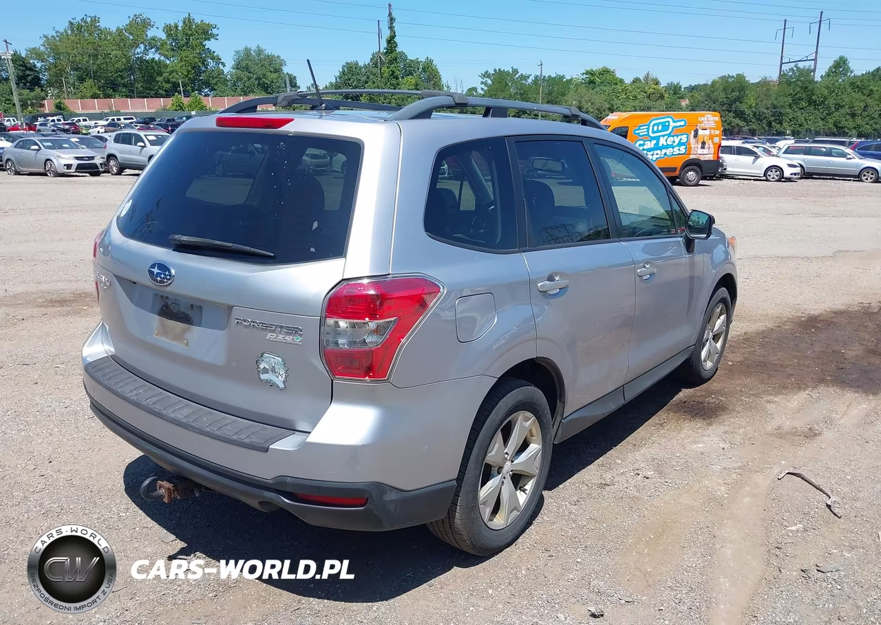 2015 Subaru Forester 2.5I Premium VIN:JF2SJAFC1FH805157 - 4