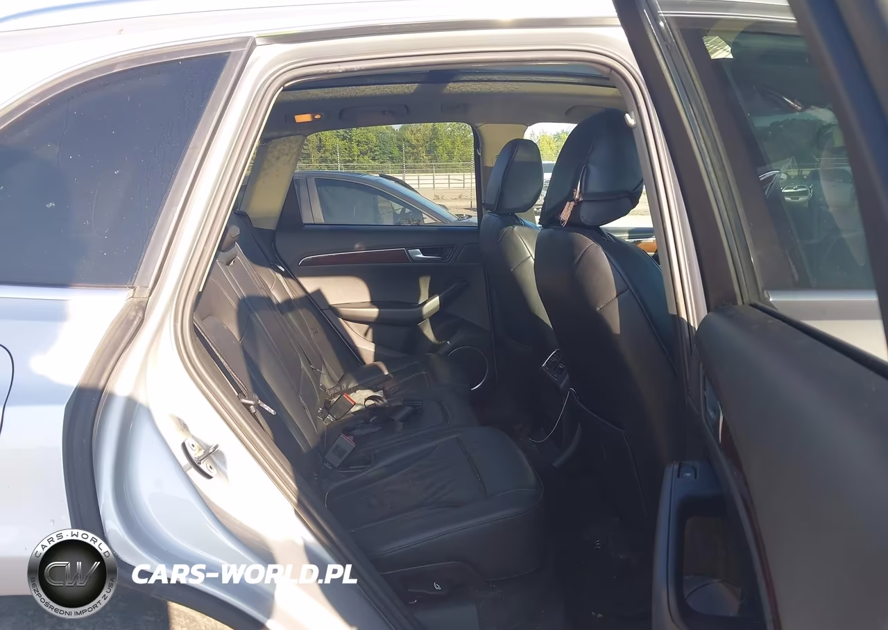 2011 Audi Q5 2.0T Premium VIN:WA1LFBFPXBA094570 - 8