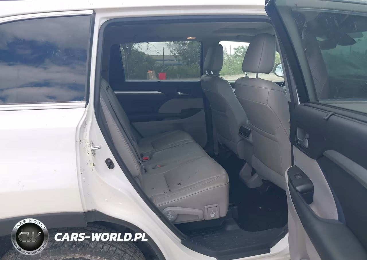 2018 Toyota Highlander Hybrid Xle VIN:5TDJGRFH6JS039160 - 8