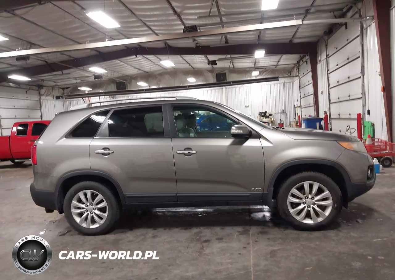2011 Kia Sorento Lx V6 VIN:5XYKTDA20BG078105 - 13