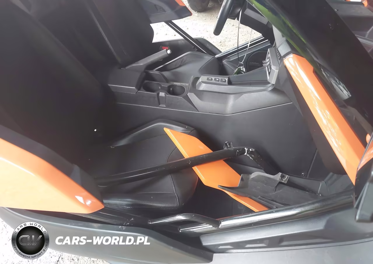 2022 Polaris Slingshot Sl VIN:57XAAPHD8N8149483 - 5