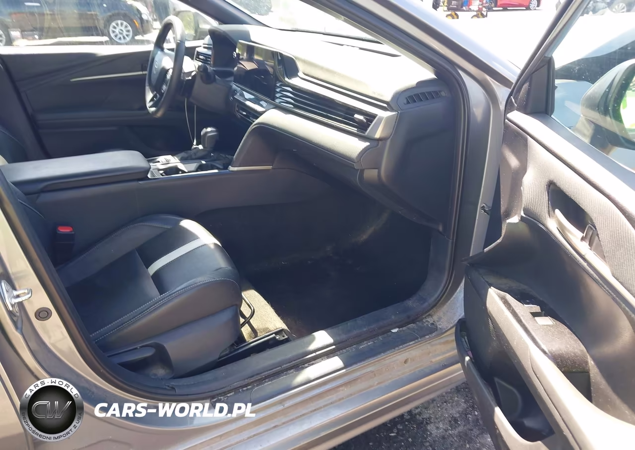 2025 Toyota Camry Se VIN:4T1DAACK2SU515333 - 5