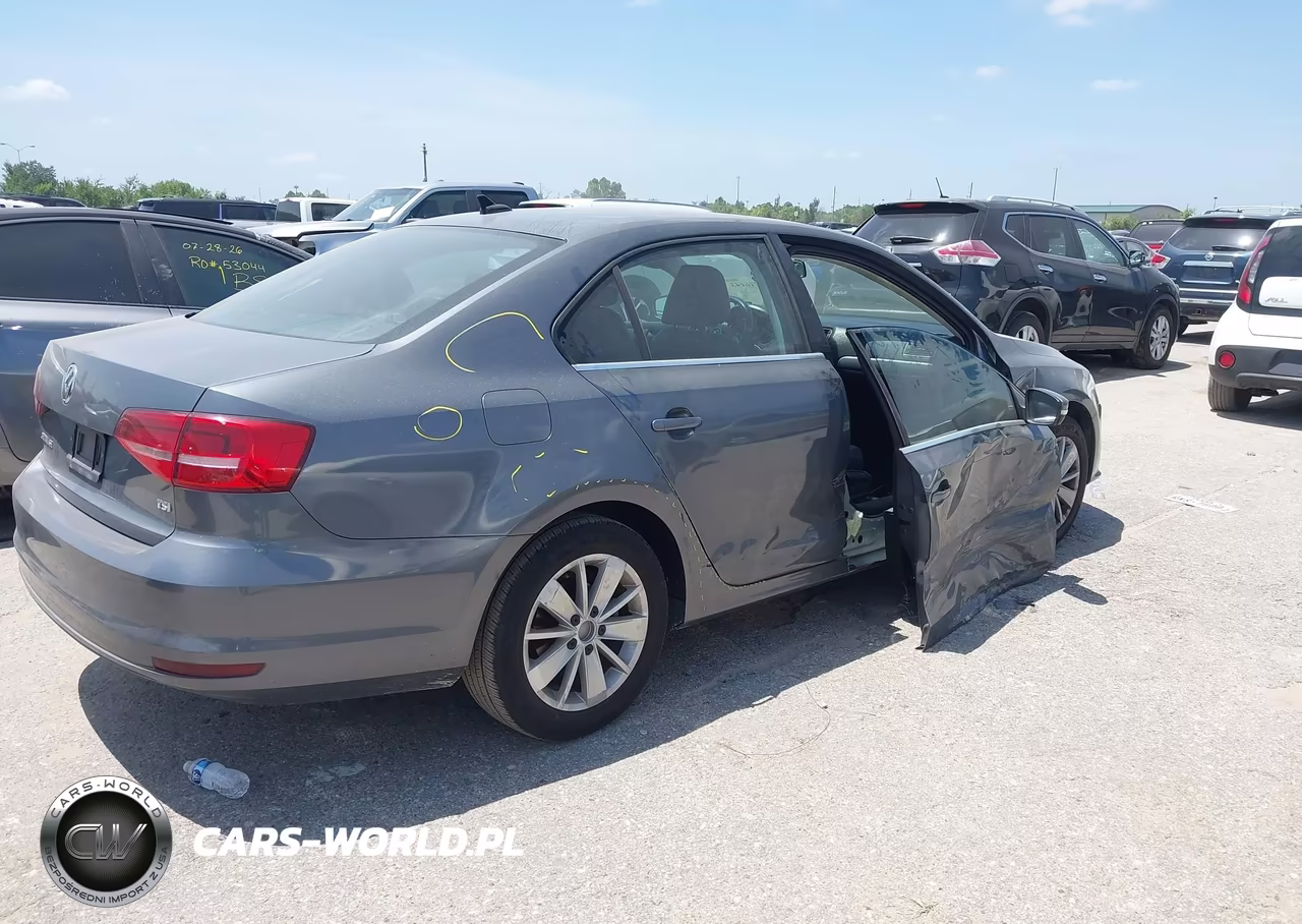 2015 Volkswagen Jetta 1.8T Se VIN:3VWD17AJXFM254204 - 4
