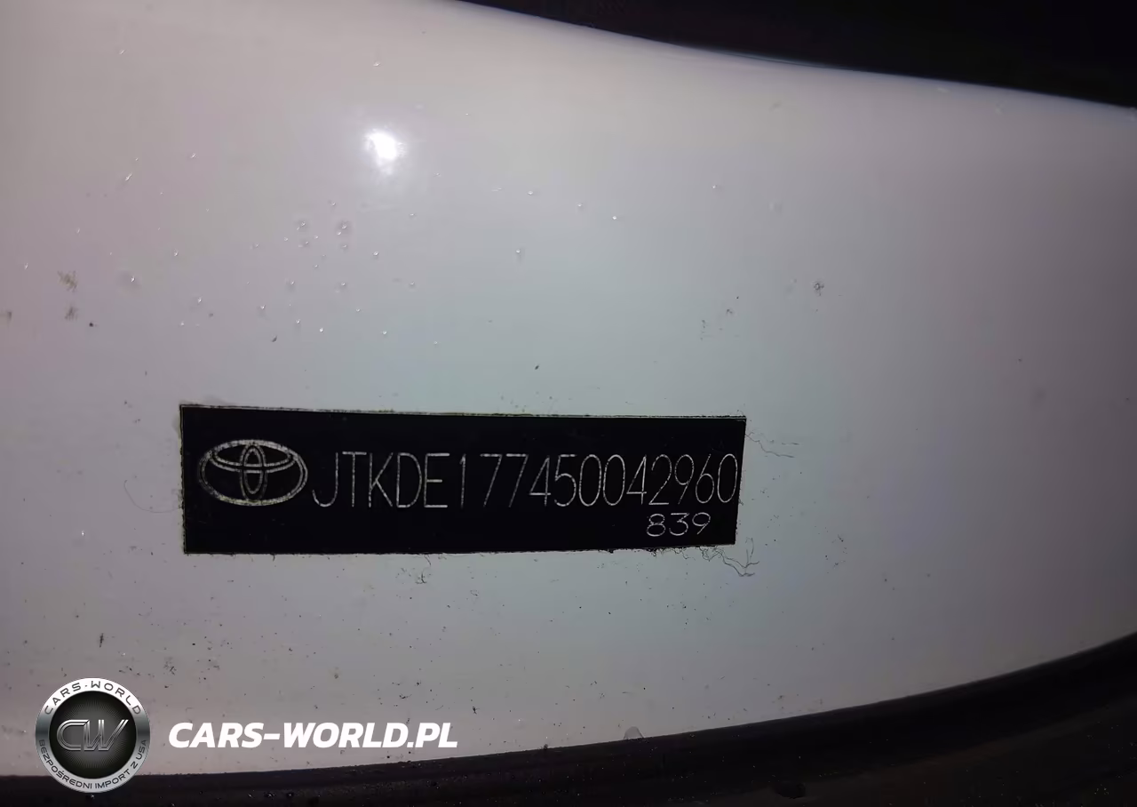 2005 Scion Tc VIN:JTKDE177450042960 - 9