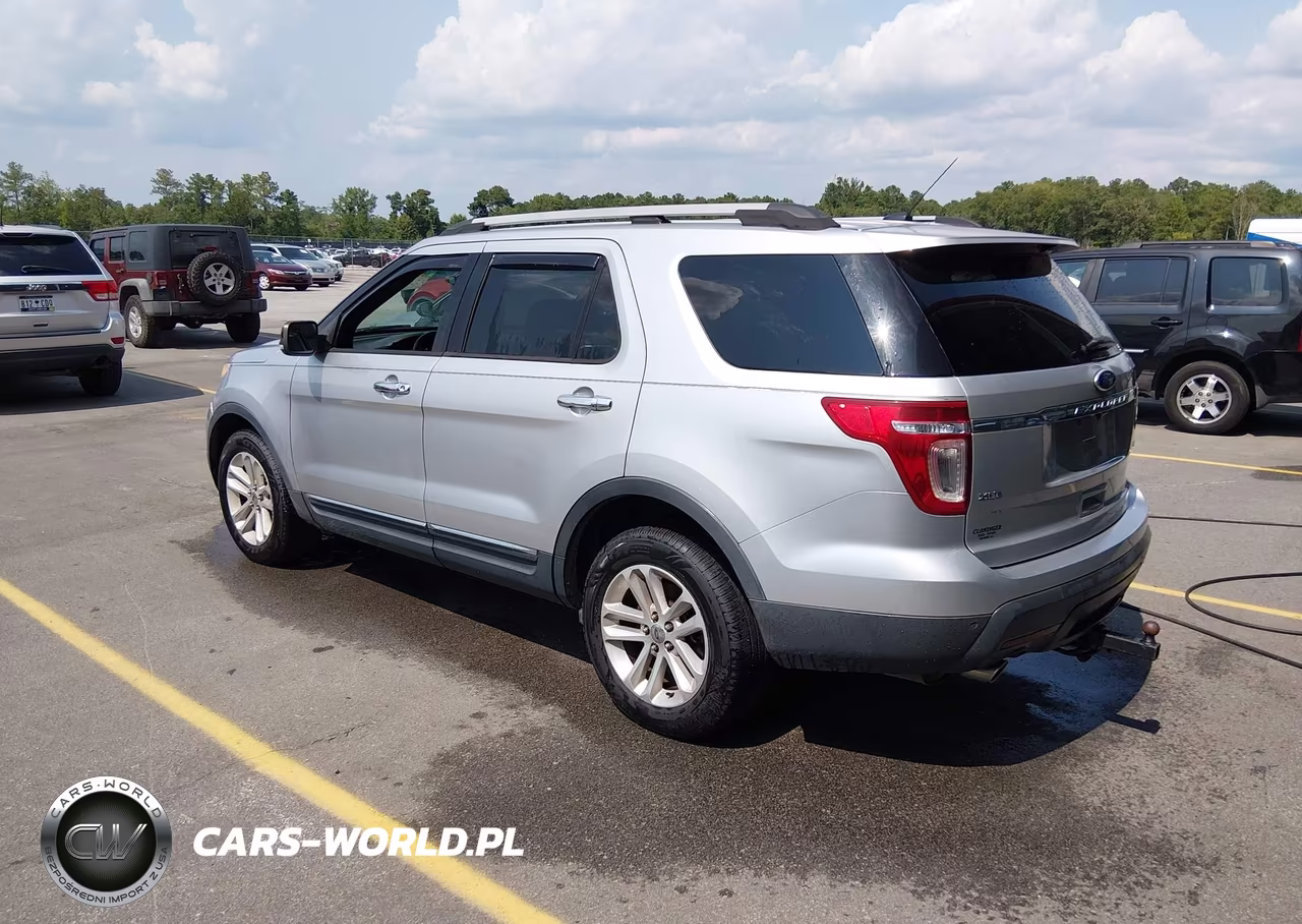 2011 Ford Explorer Xlt VIN:1FMHK8D8XBGA18829 - 3