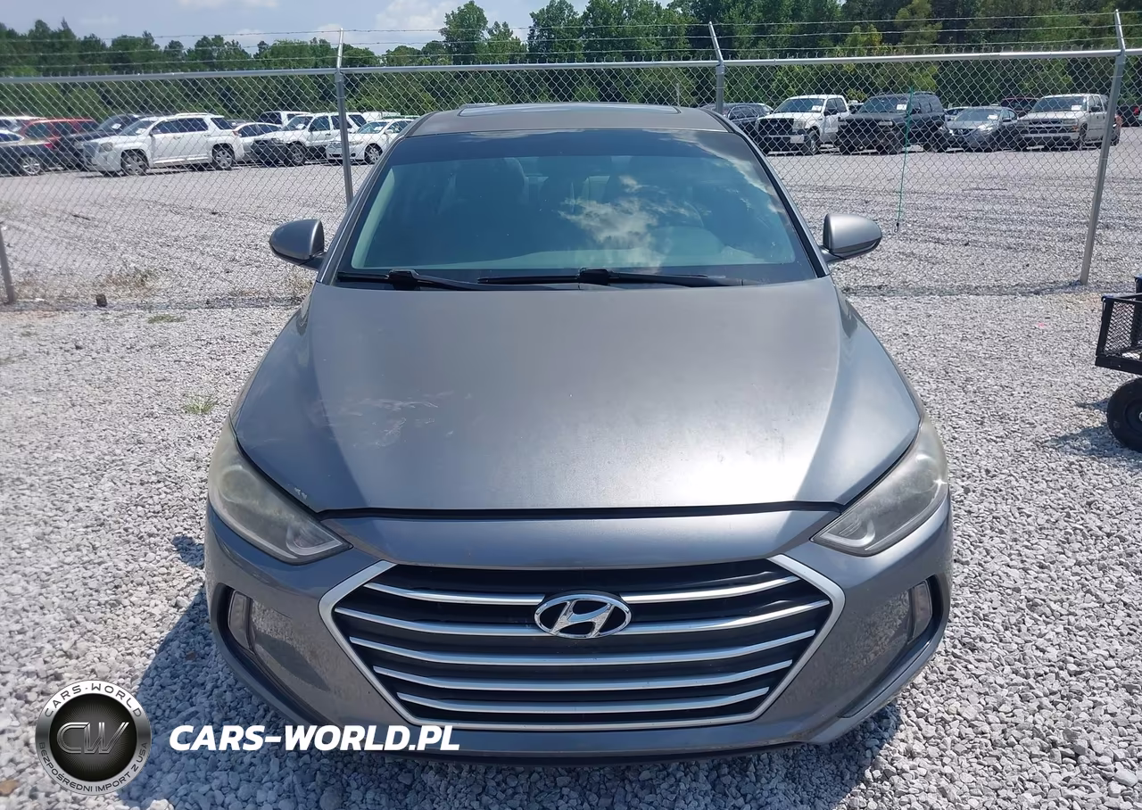 2018 Hyundai Elantra Value Edition VIN:5NPD84LF3JH305627 - 12