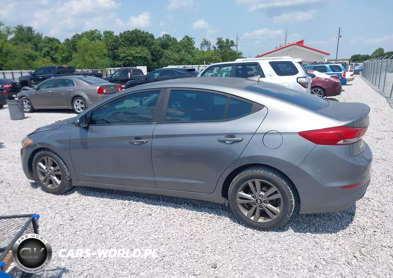 2018 Hyundai Elantra Value Edition VIN:5NPD84LF3JH305627 - 14