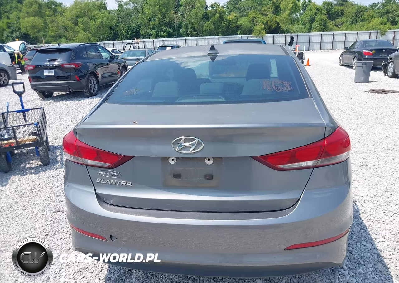 2018 Hyundai Elantra Value Edition VIN:5NPD84LF3JH305627 - 16