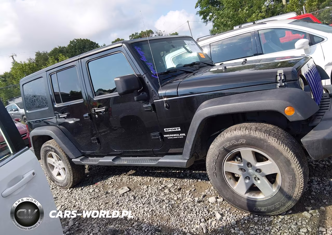 2017 Jeep Wrangler Unlimited Sport VIN:1C4BJWDG5HL696879 - 13