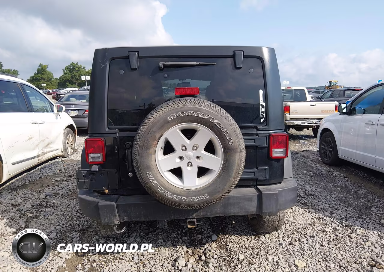 2017 Jeep Wrangler Unlimited Sport VIN:1C4BJWDG5HL696879 - 16