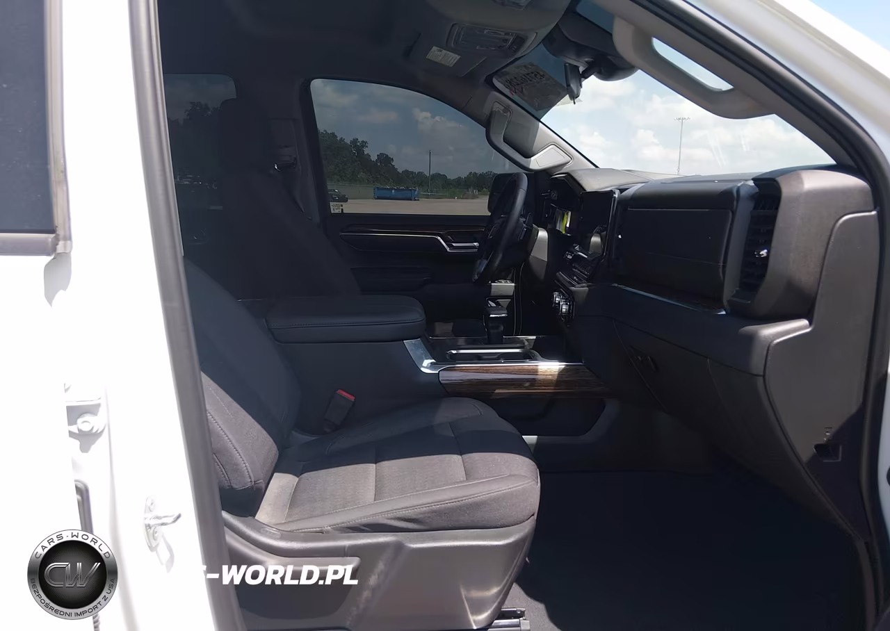 2023 GMC Sierra 1500 4Wd Short Box Elevation With 3Sb VIN:3GTUUCED7PG263997 - 5