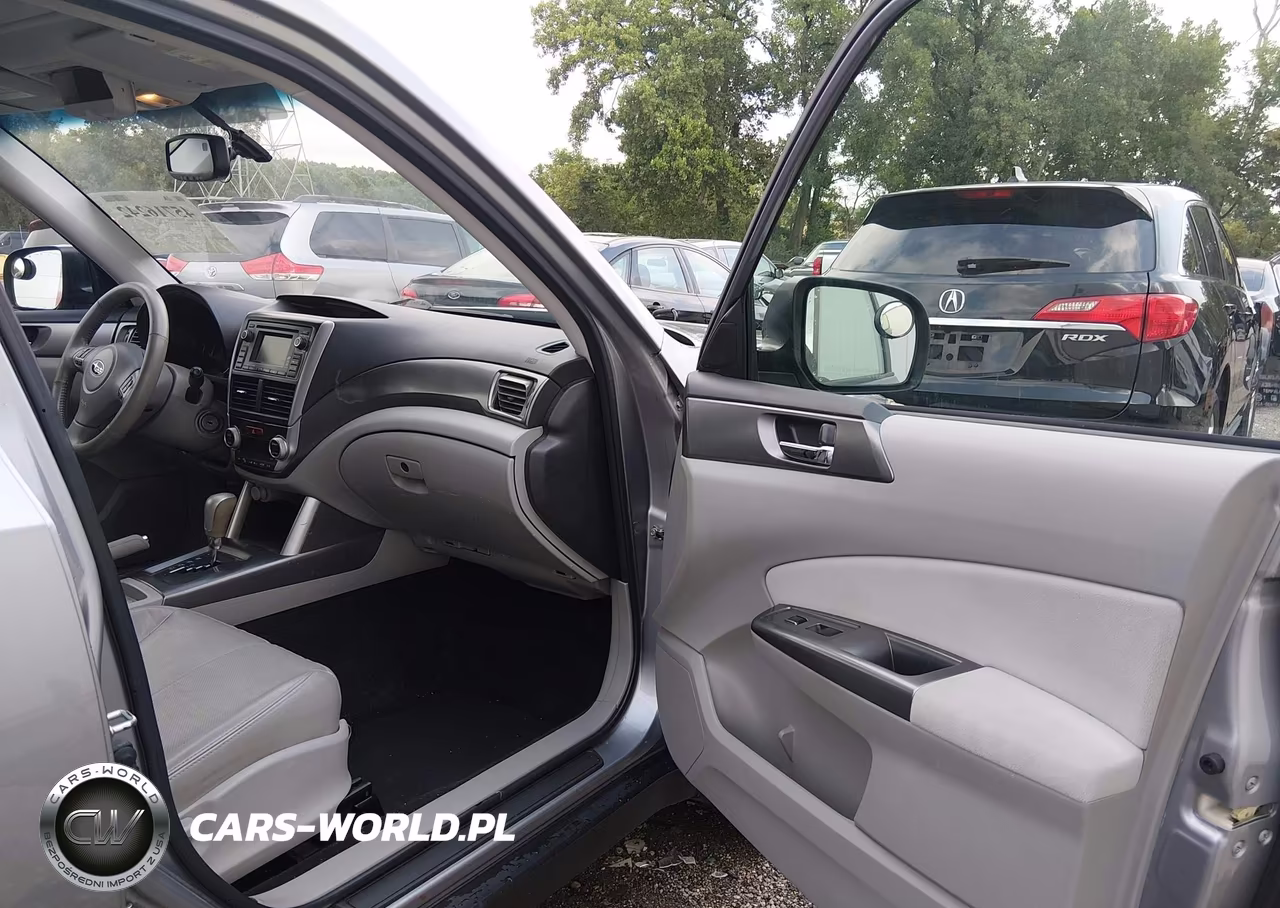 2011 Subaru Forester 2.5X Touring VIN:JF2SHBGC8BH723310 - 5