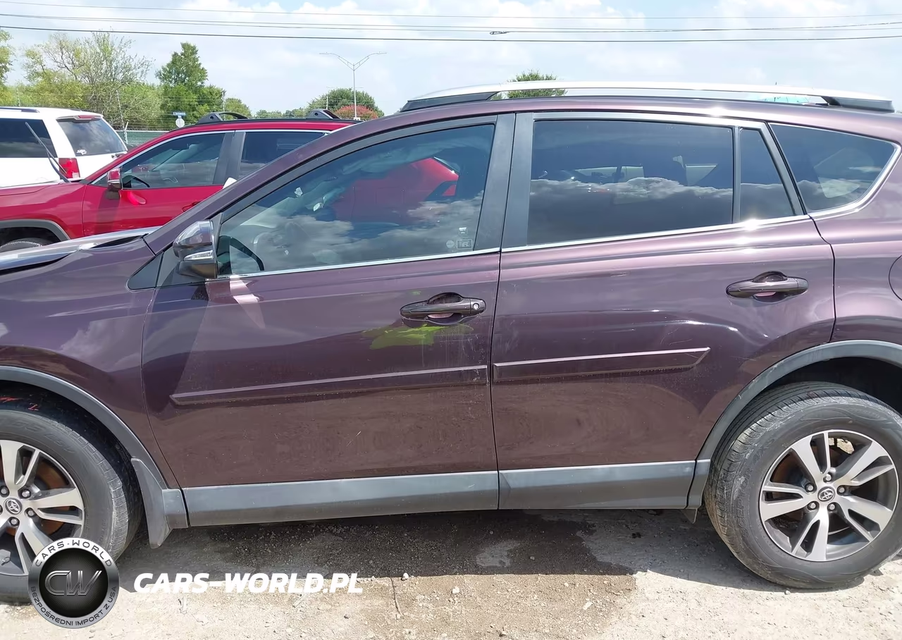 2018 Toyota Rav4 Xle VIN:2T3WFREV3JW417496 - 13