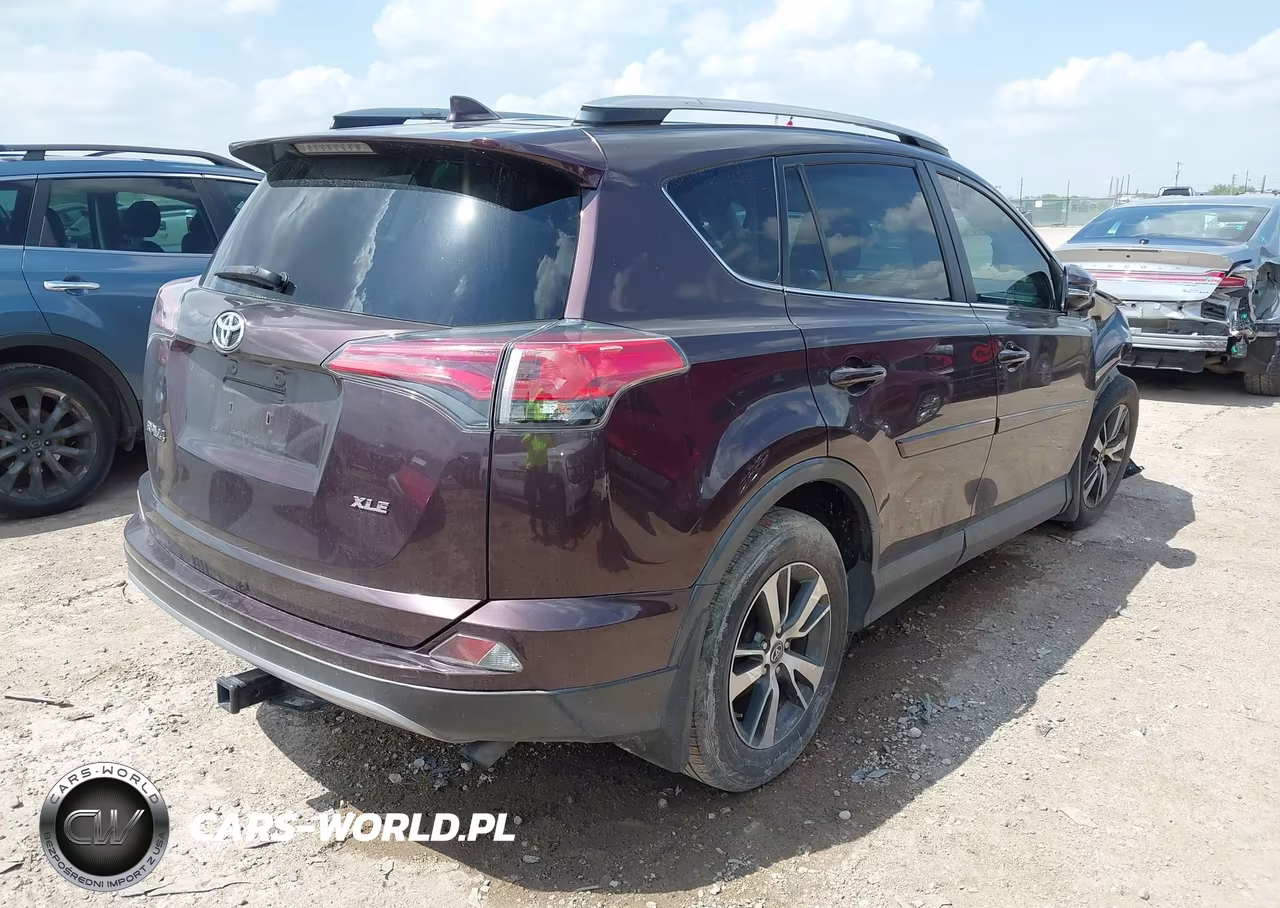2018 Toyota Rav4 Xle VIN:2T3WFREV3JW417496 - 4