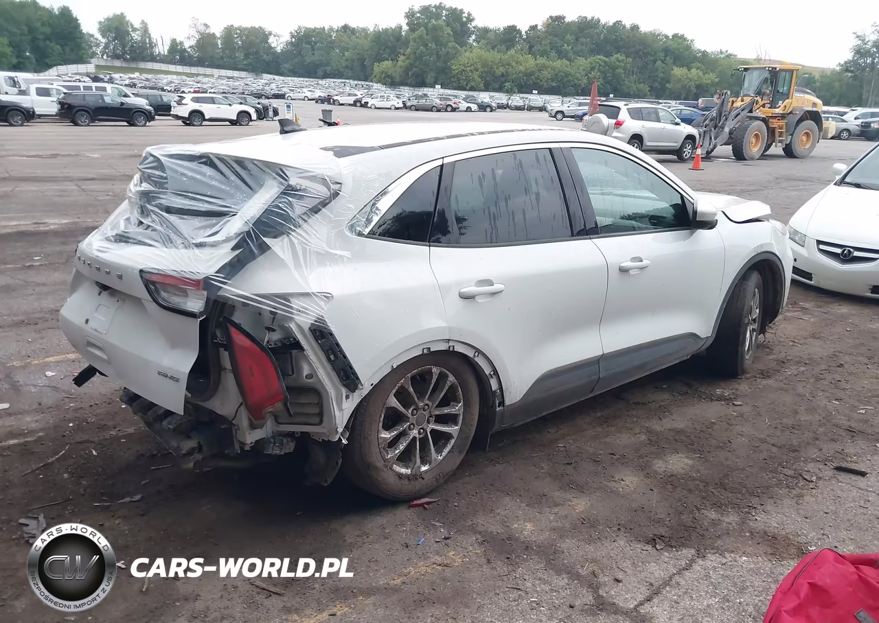 2021 Ford Escape Se VIN:1FMCU9G67MUA98714 - 4