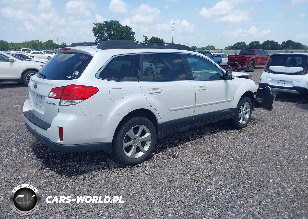 2014 Subaru Outback 2.5I Limited VIN:4S4BRCLC6E3246560 - 4