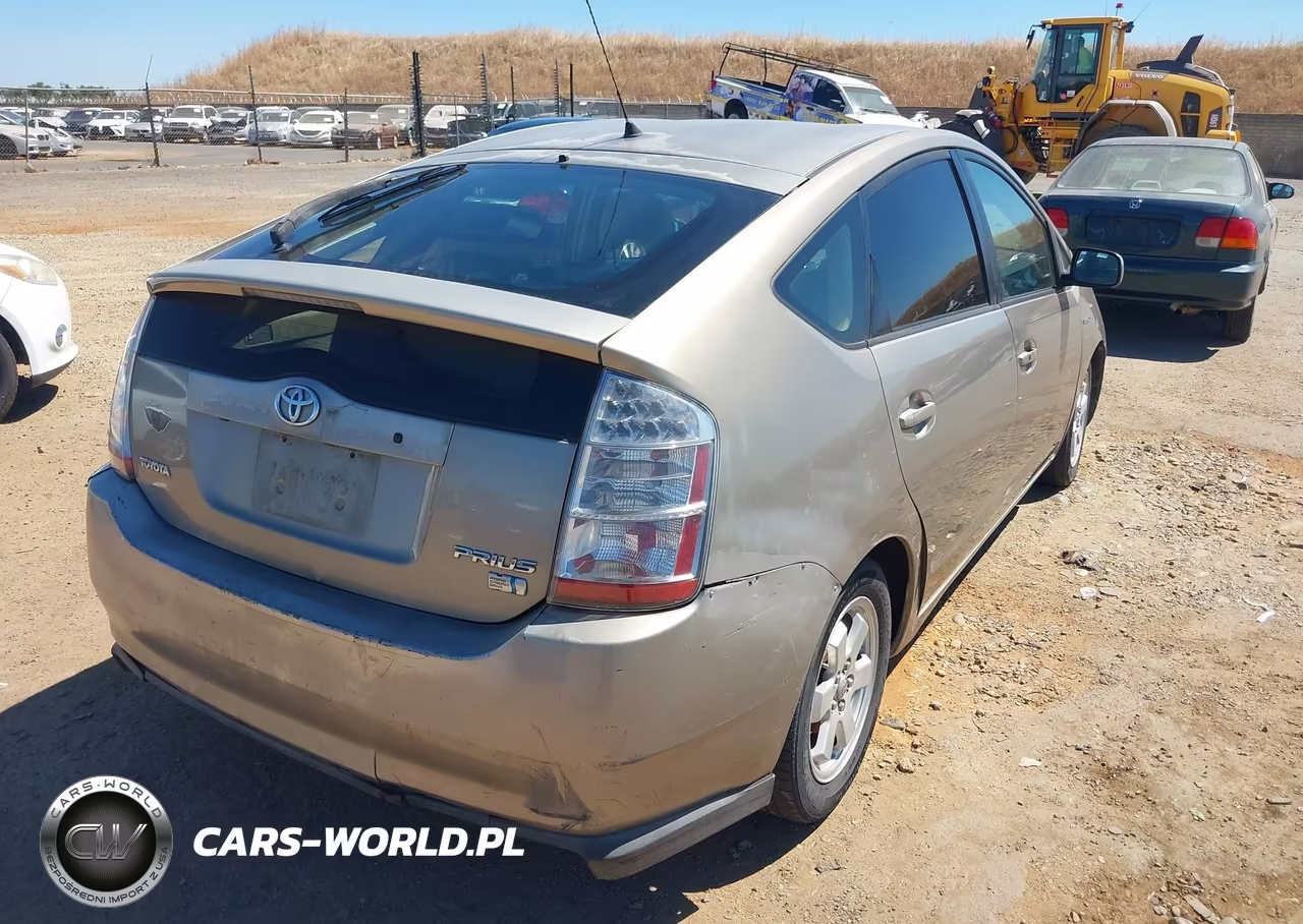 2005 Toyota Prius VIN:JTDKB20U453058202 - 4