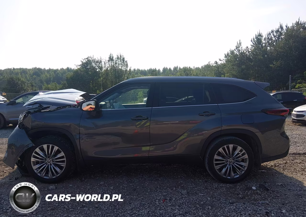 2024 Toyota Highlander Platinum VIN:5TDKDRAH3RS536201 - 14
