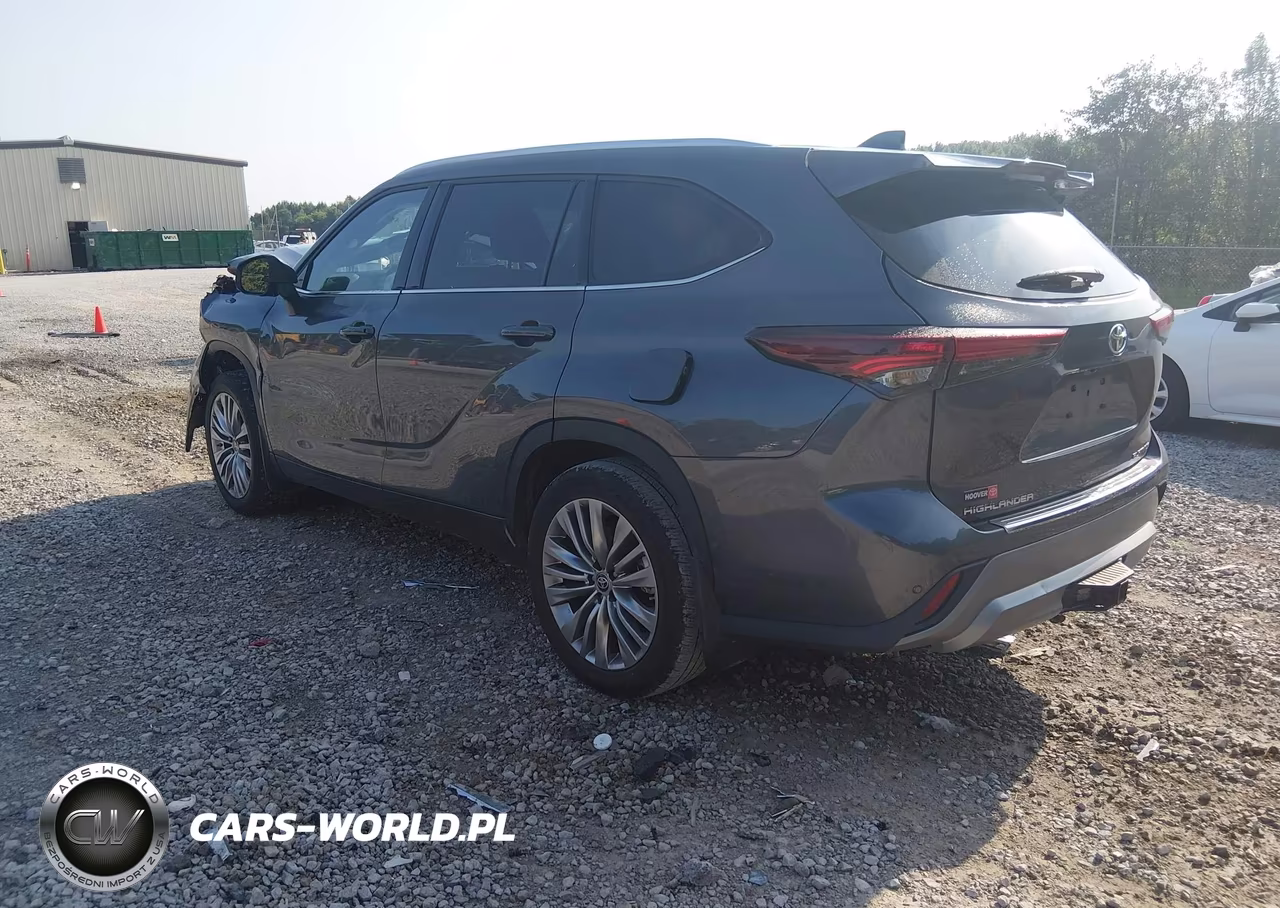 2024 Toyota Highlander Platinum VIN:5TDKDRAH3RS536201 - 3
