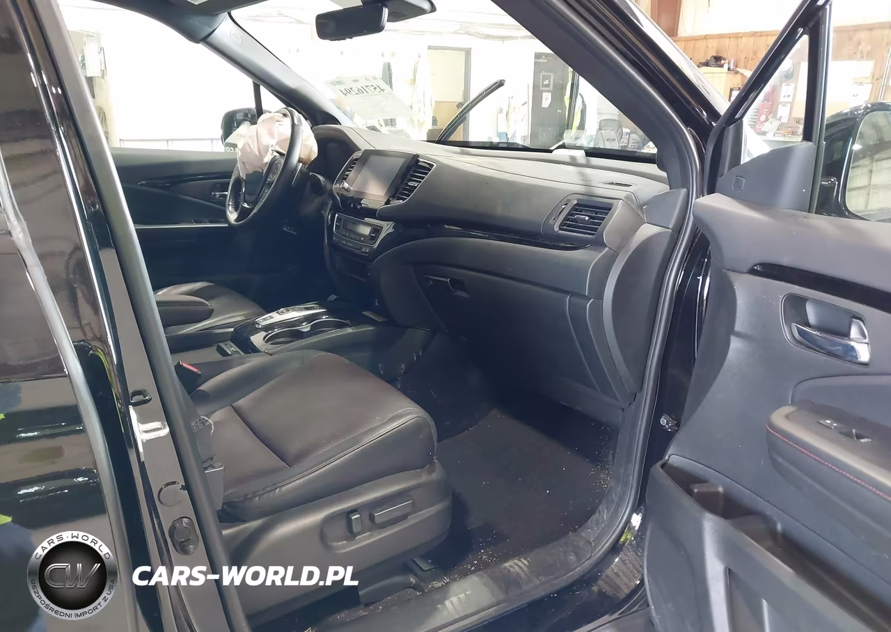 2023 Honda Ridgeline Black Edition VIN:5FPYK3F82PB059257 - 5