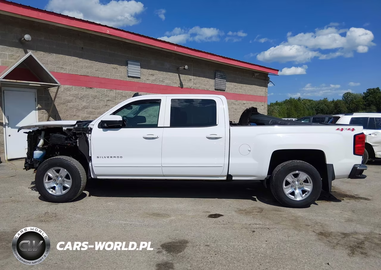 2018 Chevrolet Silverado 1500 1Lt VIN:3GCUKREC0JG370946 - 14