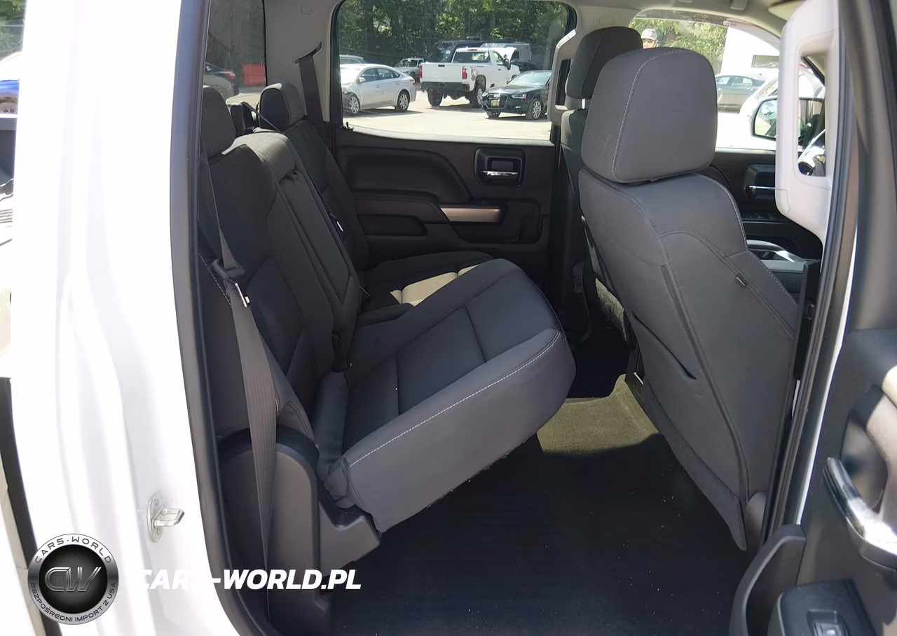 2018 Chevrolet Silverado 1500 1Lt VIN:3GCUKREC0JG370946 - 8