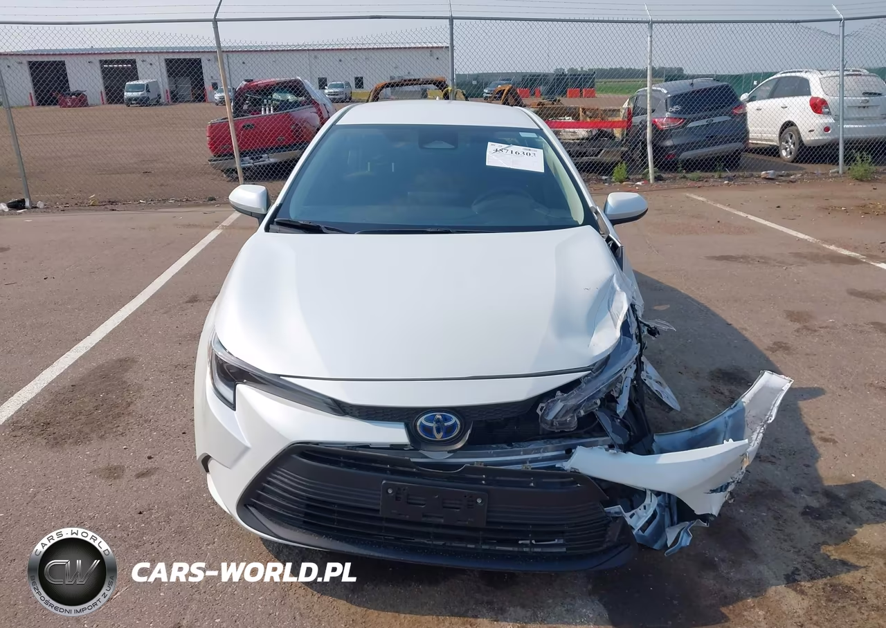 2025 Toyota Corolla Hybrid Le VIN:JTDBCMFE8S3087447 - 12