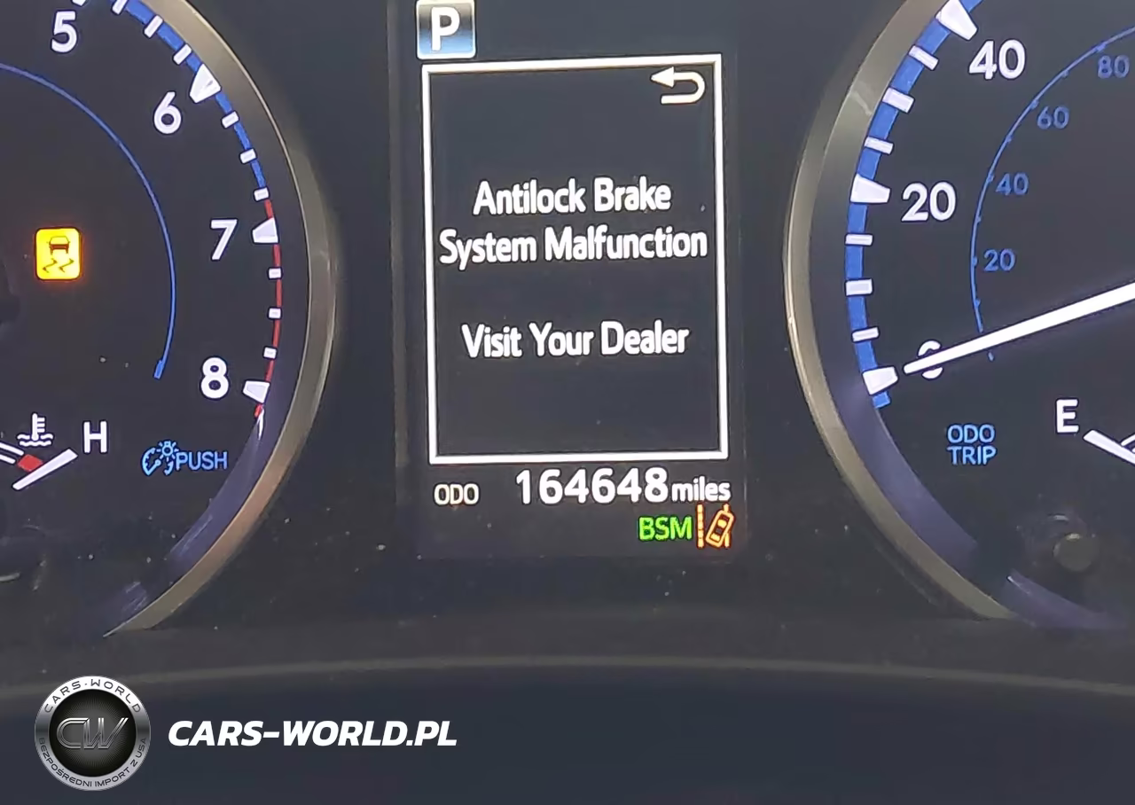 2019 Toyota Highlander Le Plus VIN:5TDBZRFH9KS961485 - 15