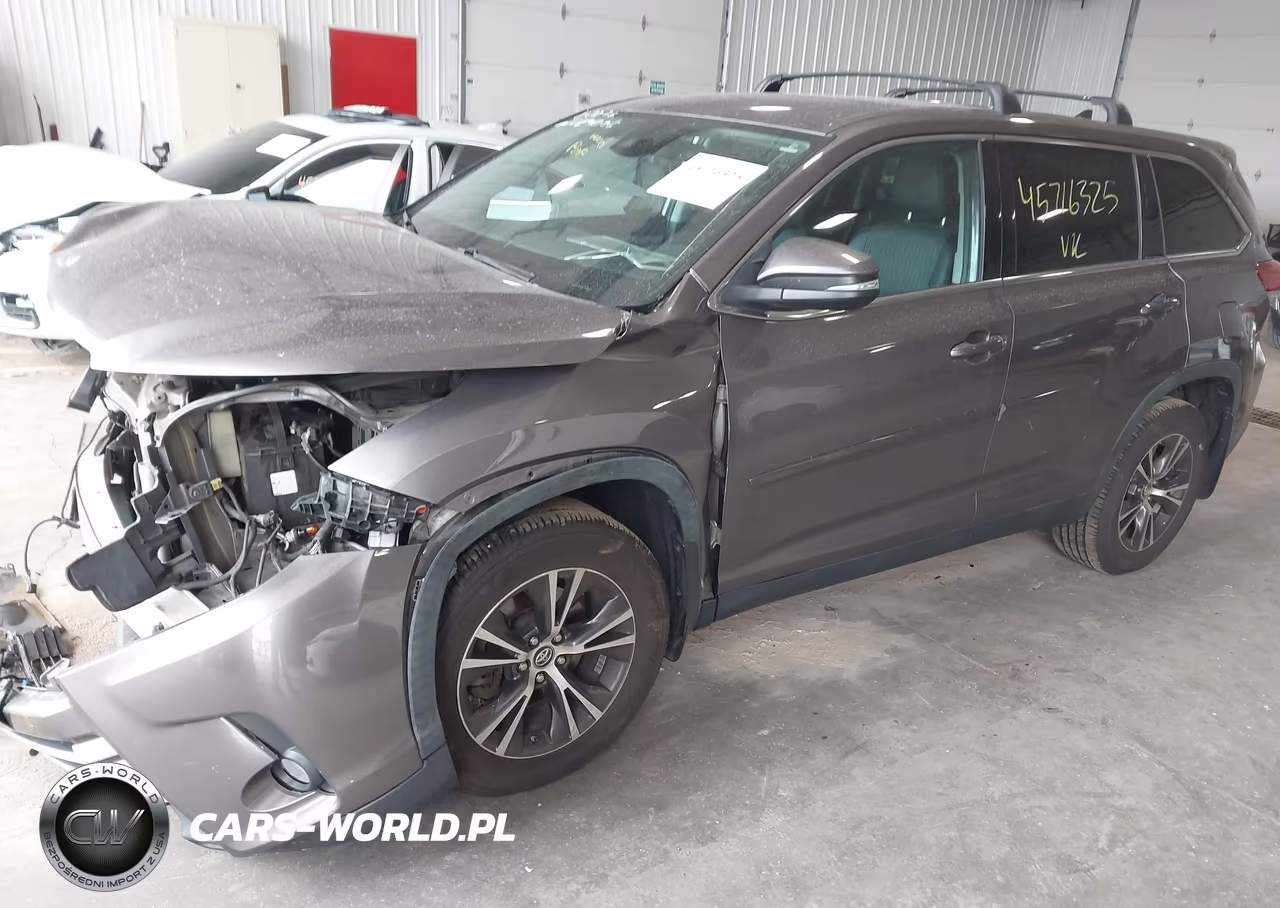 2019 Toyota Highlander Le Plus VIN:5TDBZRFH9KS961485 - 2