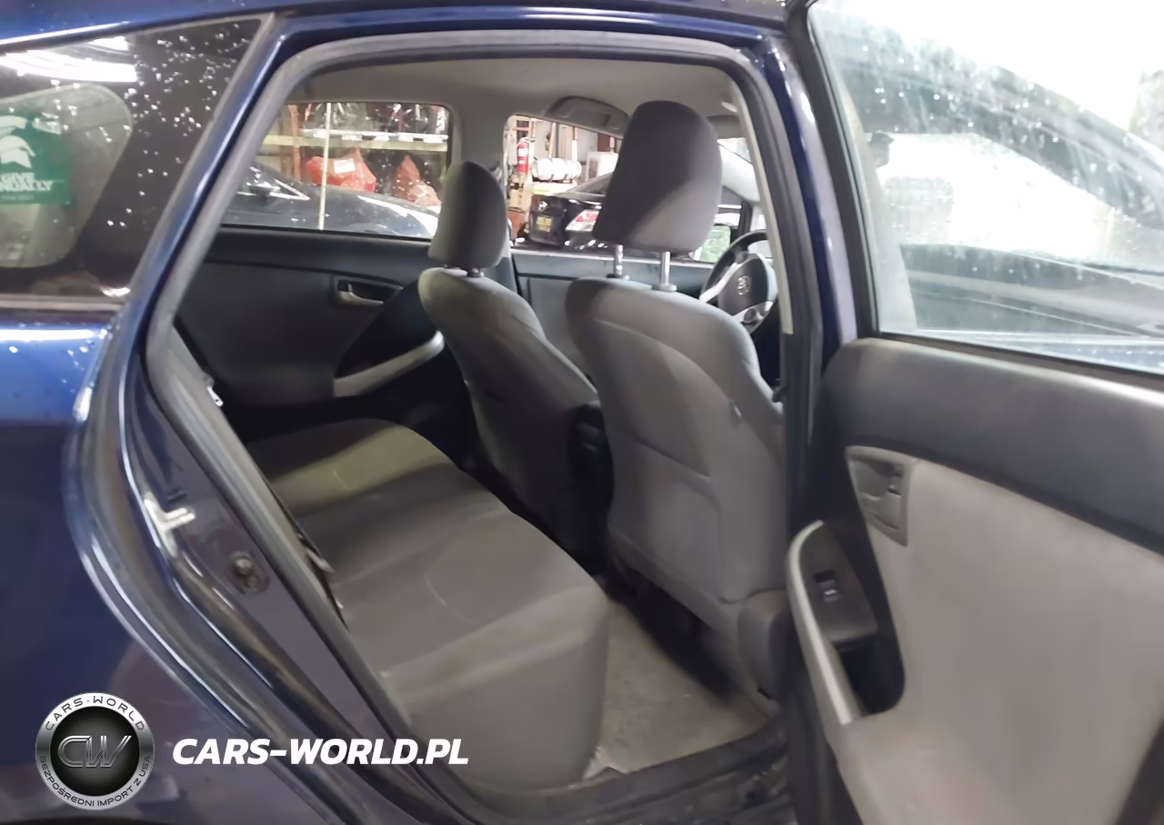 2013 Toyota Prius Three VIN:JTDKN3DU2D1727276 - 8