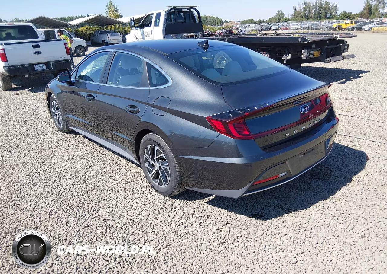 2021 Hyundai Sonata Blue VIN:KMHL24JJ8MA030588 - 3