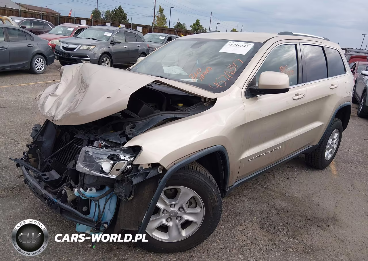 2015 Jeep Grand Cherokee Laredo VIN:1C4RJFAG9FC676229 - 2
