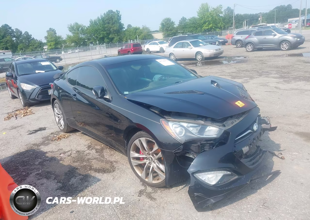 2013 Hyundai Genesis 3.8 Track – zdjęcie 1 z 11